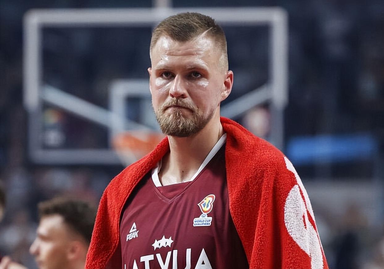 德国杯窗口期再迎强敌；费城76人调整名单；主帅态度——压力陡增；控场能力受关注(意大利中场大将语出惊人)-金年会足球官网