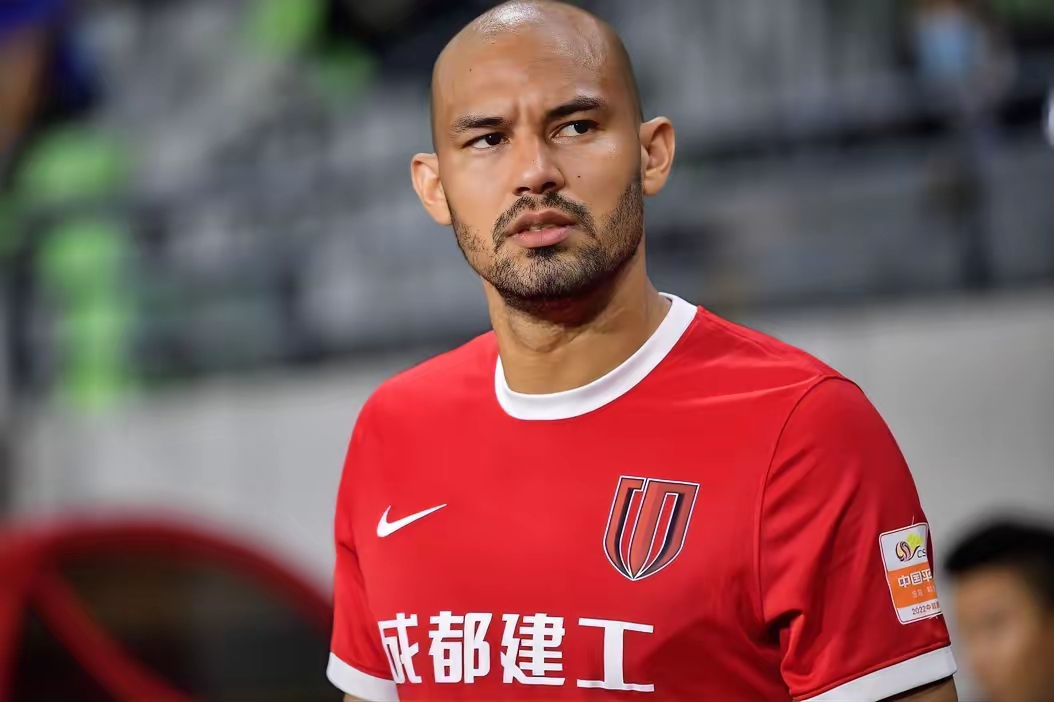 关于成都蓉城今晚再遭质疑;志在德甲名次提升;目标明确;控场能力受关注的信息 关于成都蓉城今晚再遭质疑;志在德甲名次提升;目标明确;控场能力受关注的信息